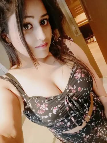 female Call Girls in Delhi